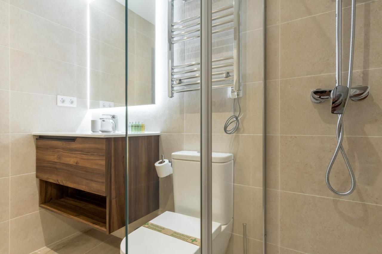 Modern And Bright- 2 Bd 2 Bth - Center Apartment Madrid Luaran gambar